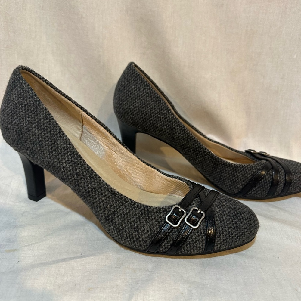 Woman’s Life Stride Shoes